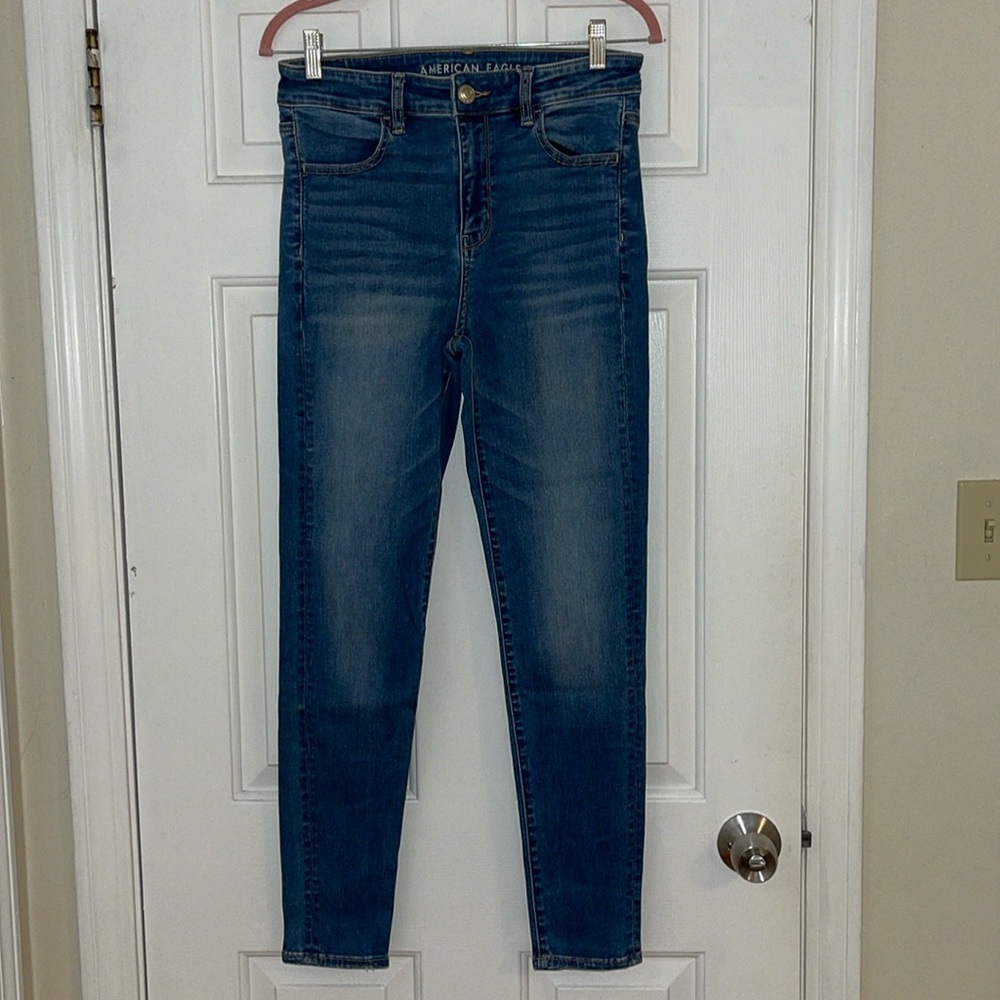American Eagle high rise jegging jeans, size 10/30 EUC